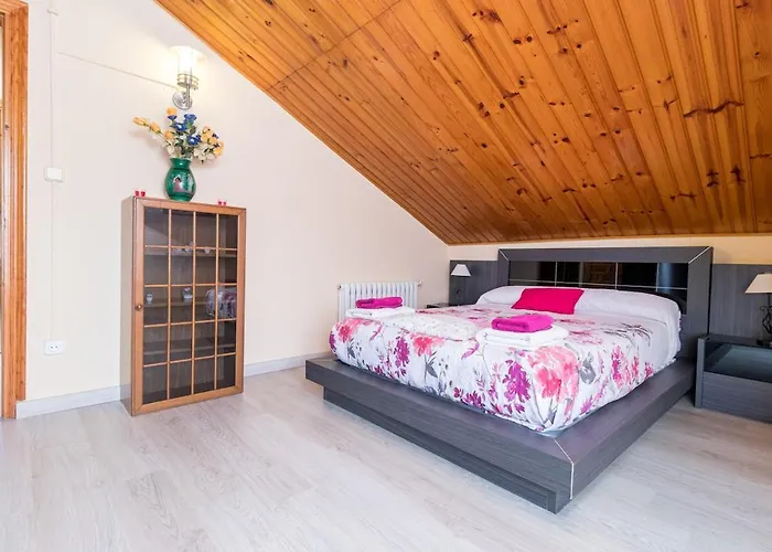 別荘 Villalaurana 10-14 Personas *